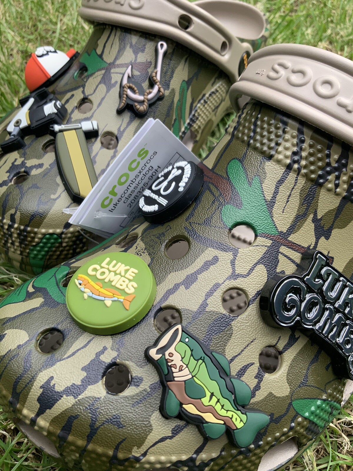 LUKE COMBS CROCS Bootleggers Mossy Oak Camo Unisex Classic Clog Jibbitz US M6 W8