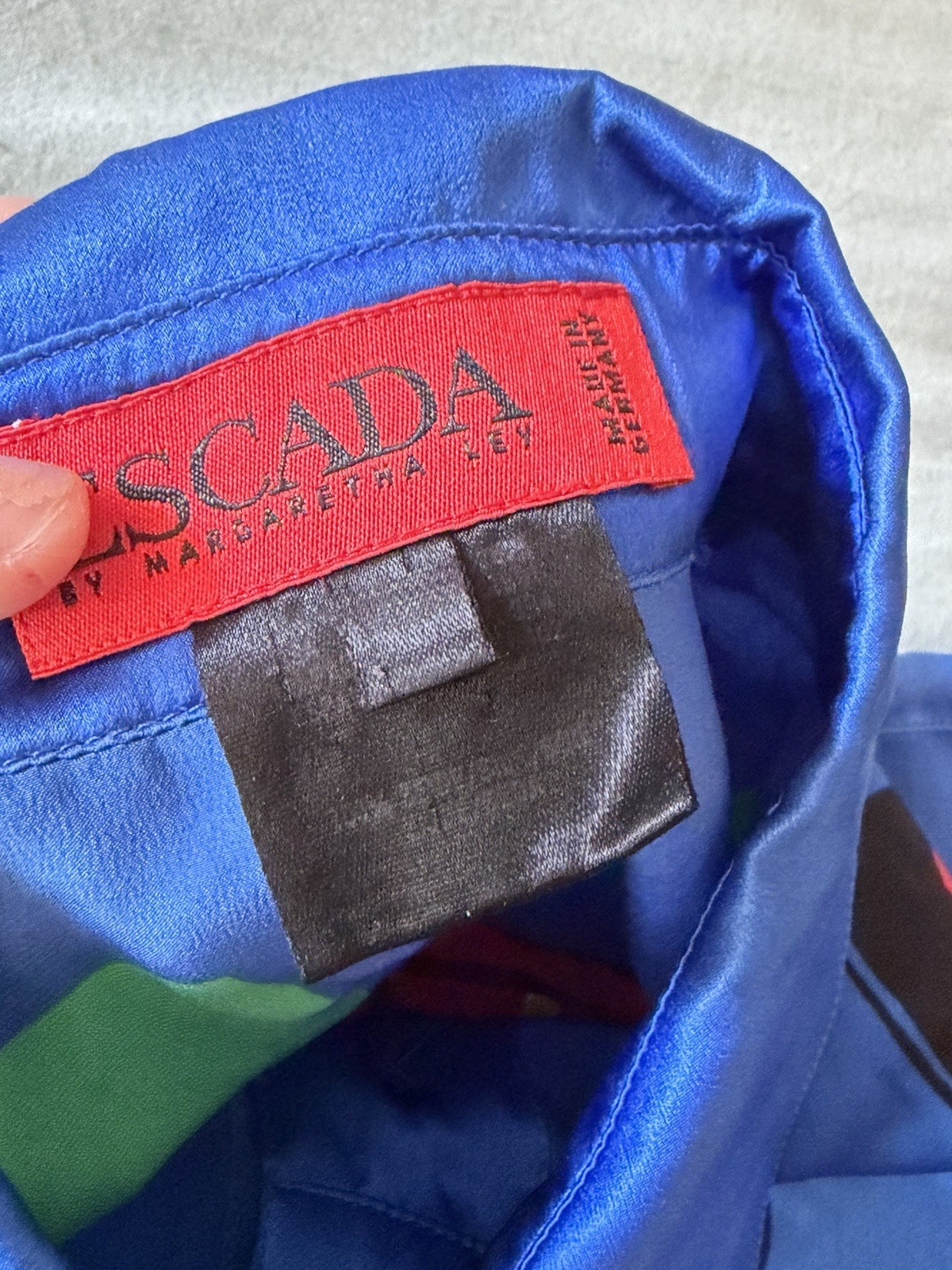 Vintage Escada Cobalt Blue Hat Print Silk Blouse Maxmalism S/M