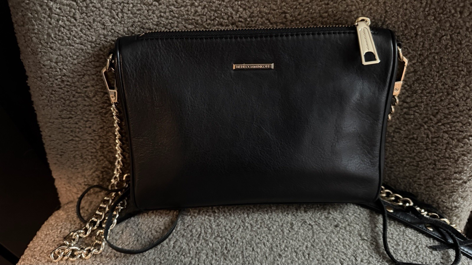 Rebecca Minkoff Black Crossbody Bag Gold Hardware Chain Strap Zip Pockets