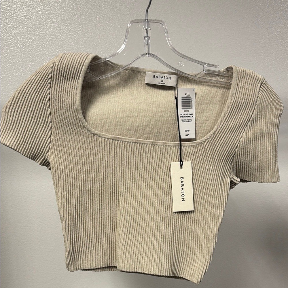 NWT Babaton Beige Wmns Sculpt Knit Squareneck Ribbed cropped top Xs matte pearl