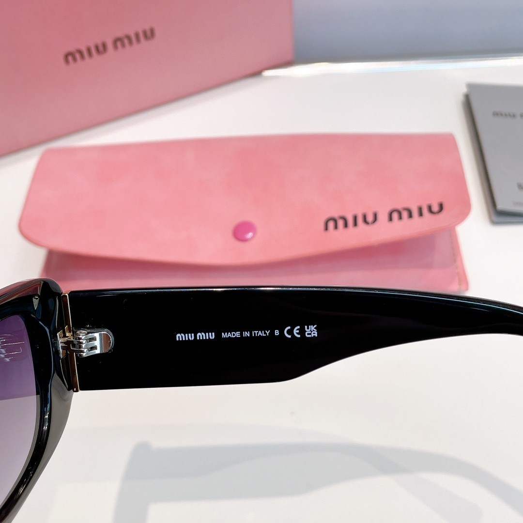 Black Rectangle Sunglasses Acetate Frame Purple Tinted Lens UV400 Eyewear