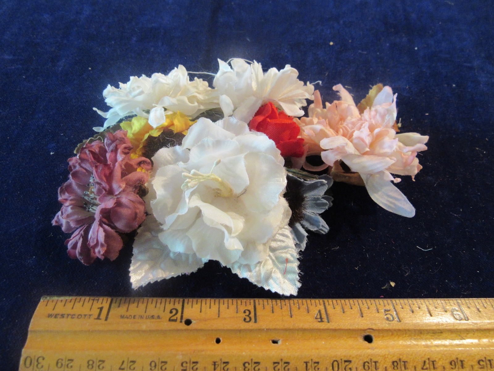 Millinery Flower Collection Lot Ivory Pink Blue Red All With Pins H5640