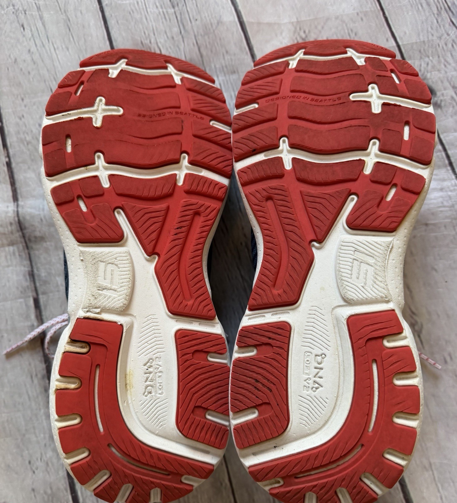 Brooks Ghost 15 USA Independence Women Sz 8 Stars Stripes Red White Blue
