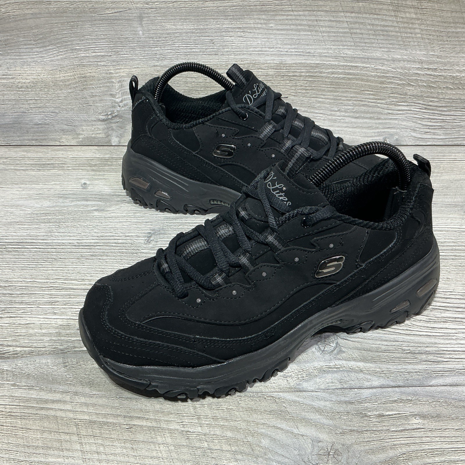 Skechers D’Lites Play On Black Womens Size 9 Wide Fit Sneakers 11949W