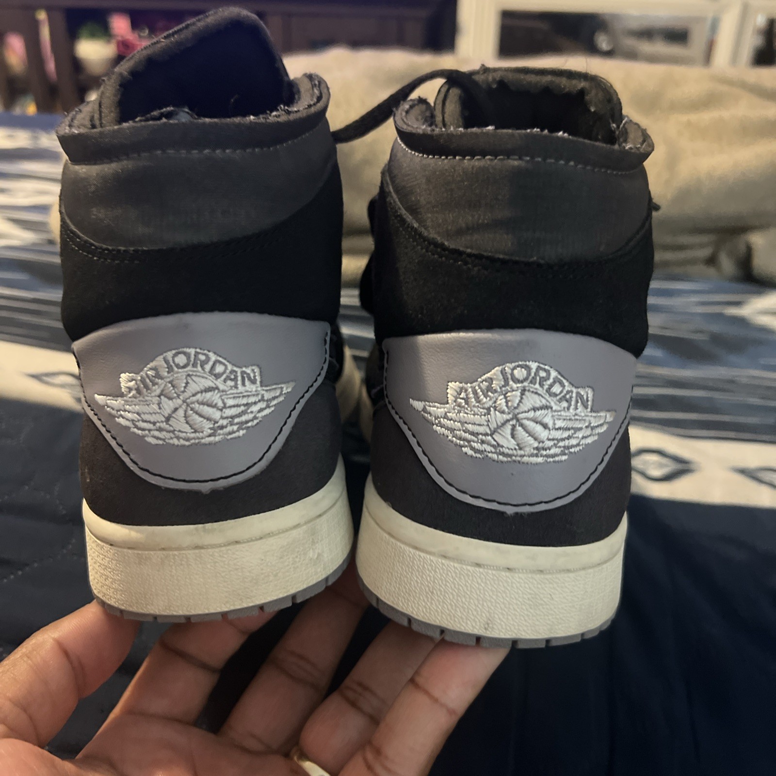 0680) Nike Air Jordan 1 Mid SE Craft “Inside Out” BLACK/GREY DM9652-001 Size 9.5