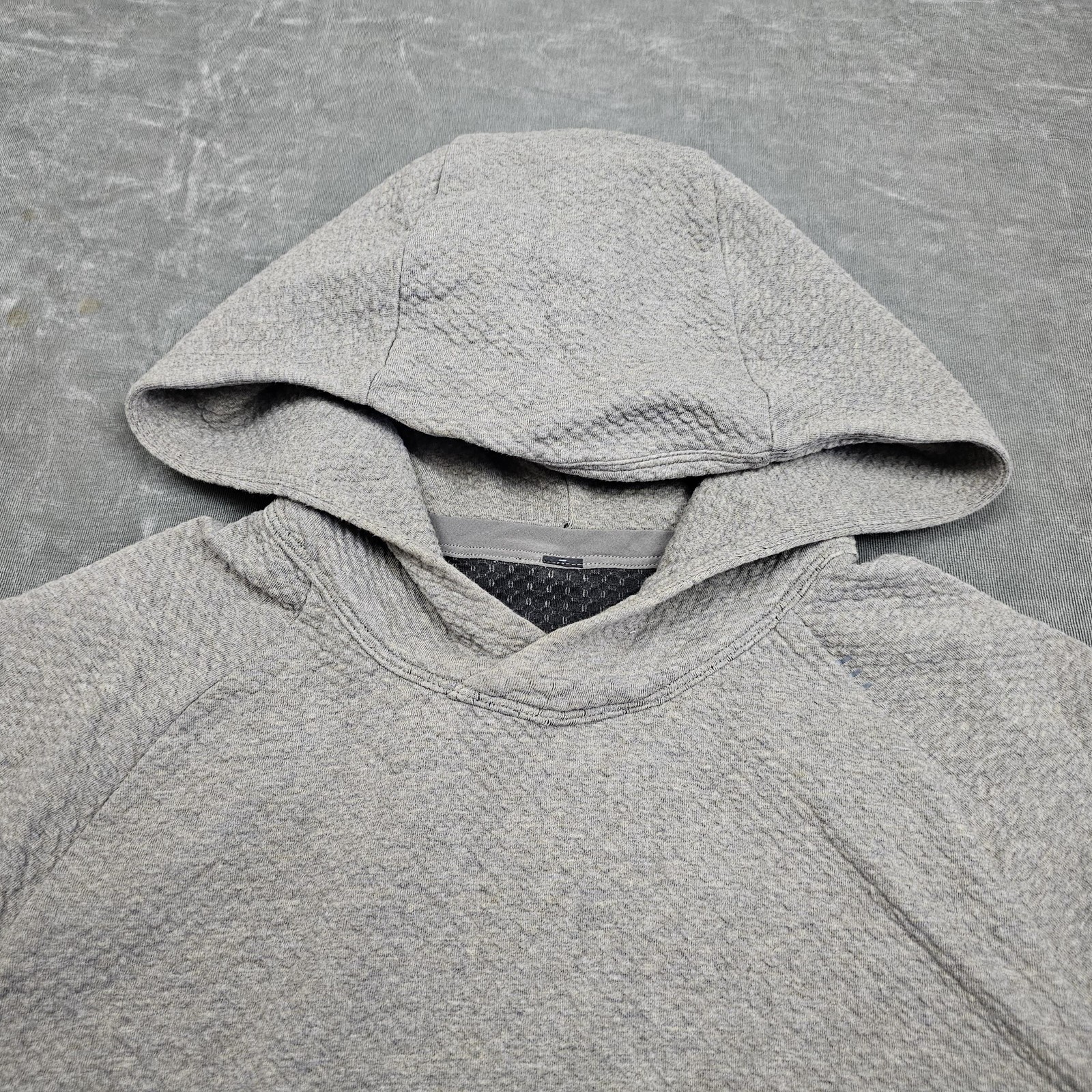 Lululemon At Ease Hoodie Mens Small Gray Textured Knit Pullover Zip Pockets