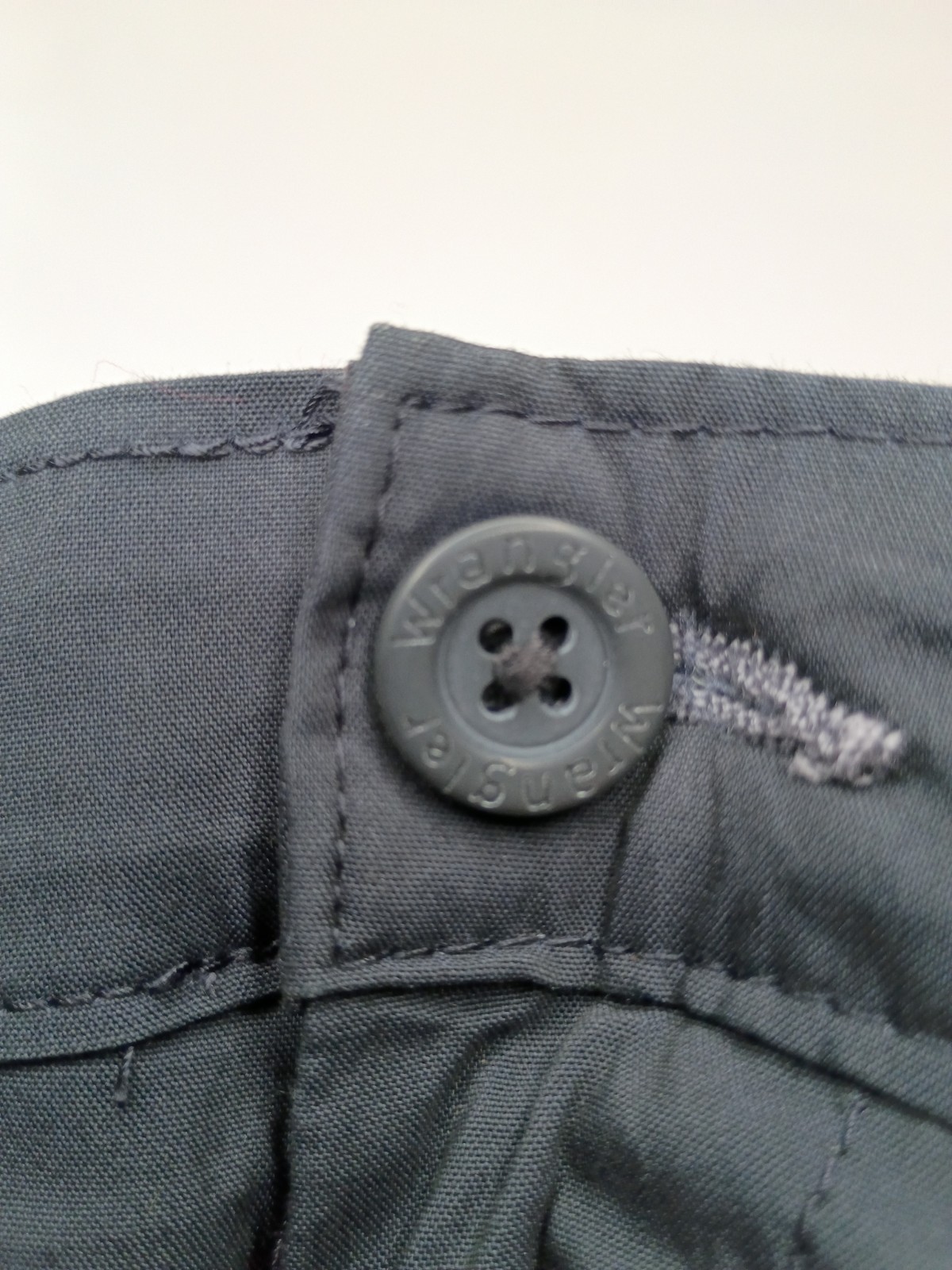 Wrangler Men’s Blue Flat Front Shorts Size 38 Outdoor Performance Stretch Hiking