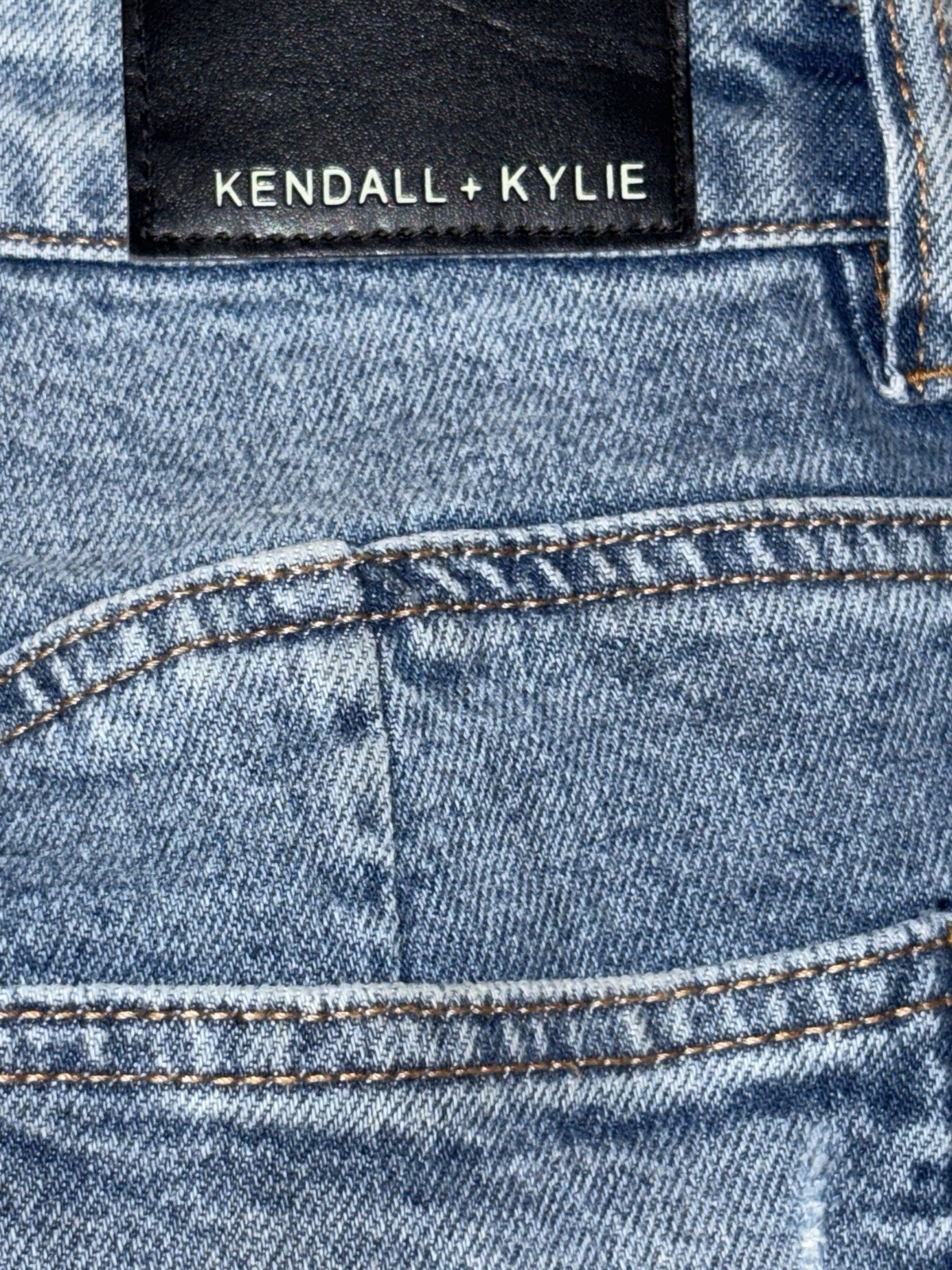Kendall & Kylie The Icon Short NWT