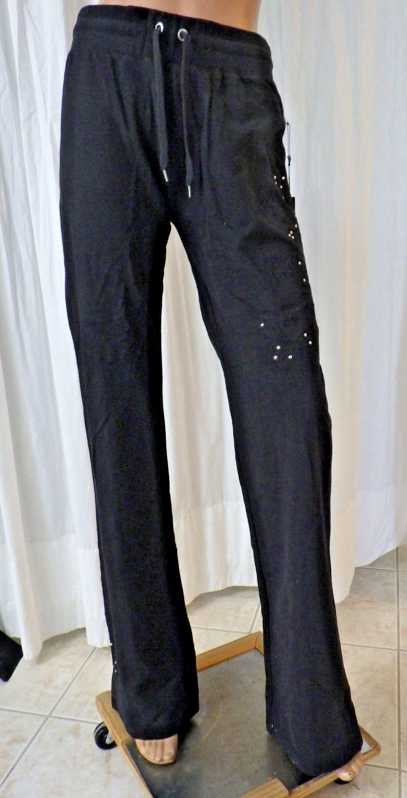 NWT BCBG sz LARGE (Bust38-40) BLK ON BLK APPLIQUE 100% COTTON 2 PIECE TRACKSUIT