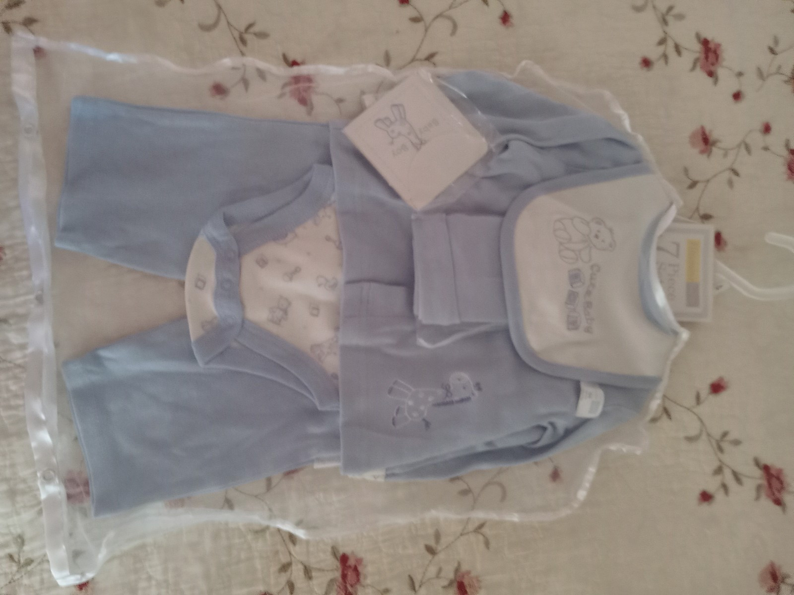 Vitamins Baby 7 Piece Set Size 6 Months NWT