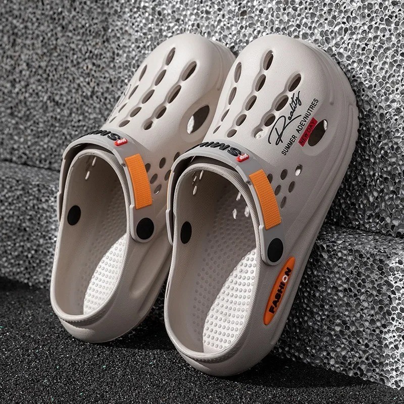 Men’s EVA Clogs Slip-On Sandals Non-Slip Lightweight Garden Shoes