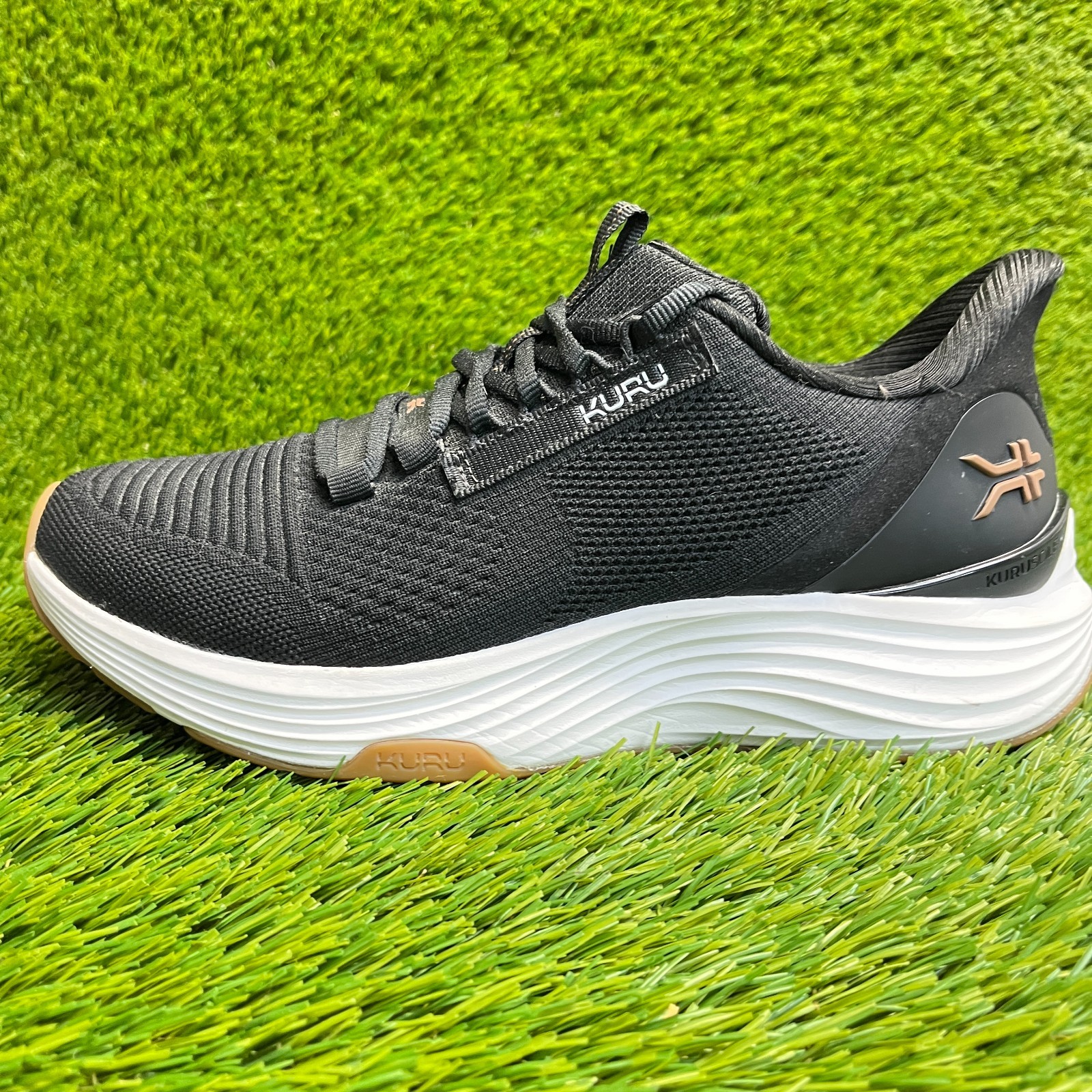 Kuru Atom 2 Womens Size 9.5 Black White Athletic Running Walking Shoes Sneakers