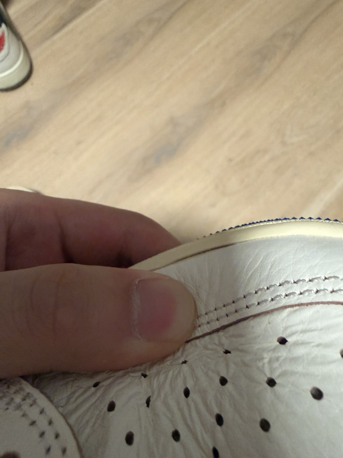 Size 9.5 – Fragment Design x Travis Scott Read Description