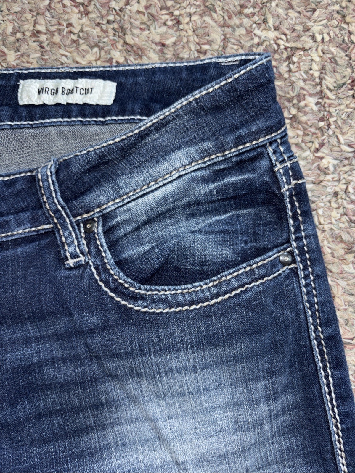 BUCKLE DAYTRIP VIRGO BOOTCUT Womens Size 31R Midrise Stretch Jeans 34×30.5 EUC