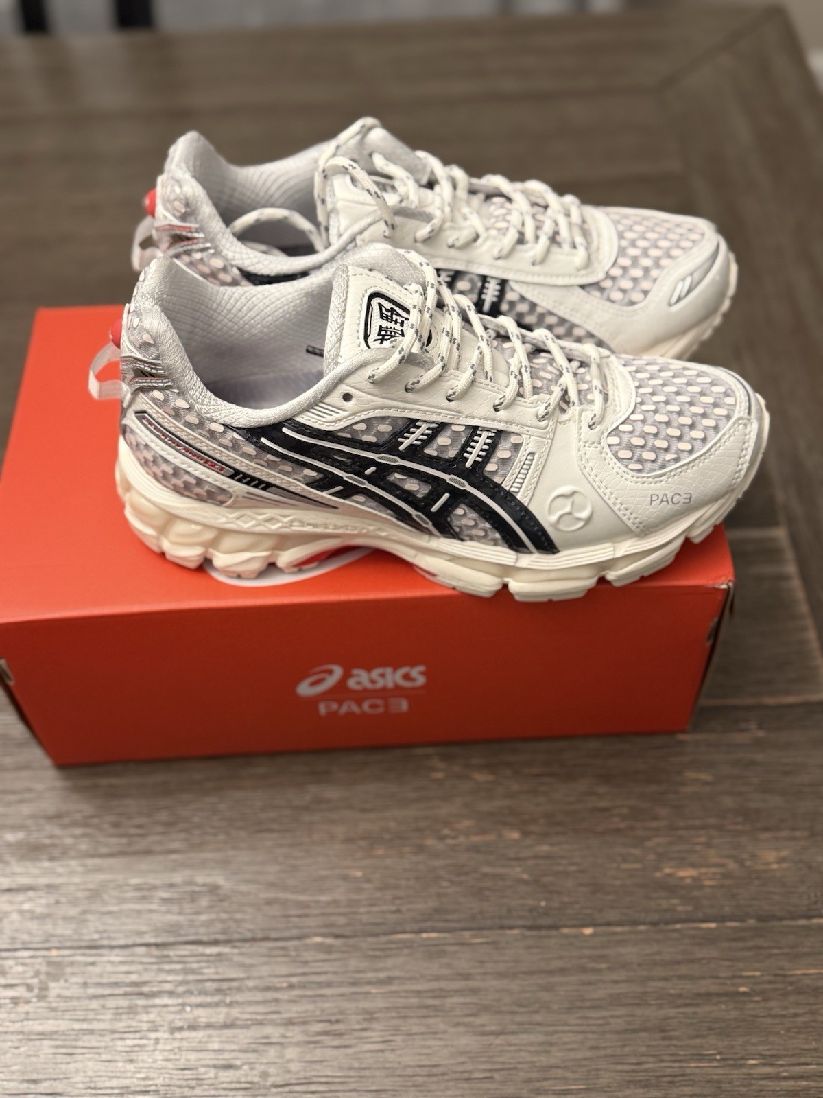 Size 5.5 – ASICS x PACE Gel-Kayano 12.1 Shoes Cream/Black “1203B001-100”