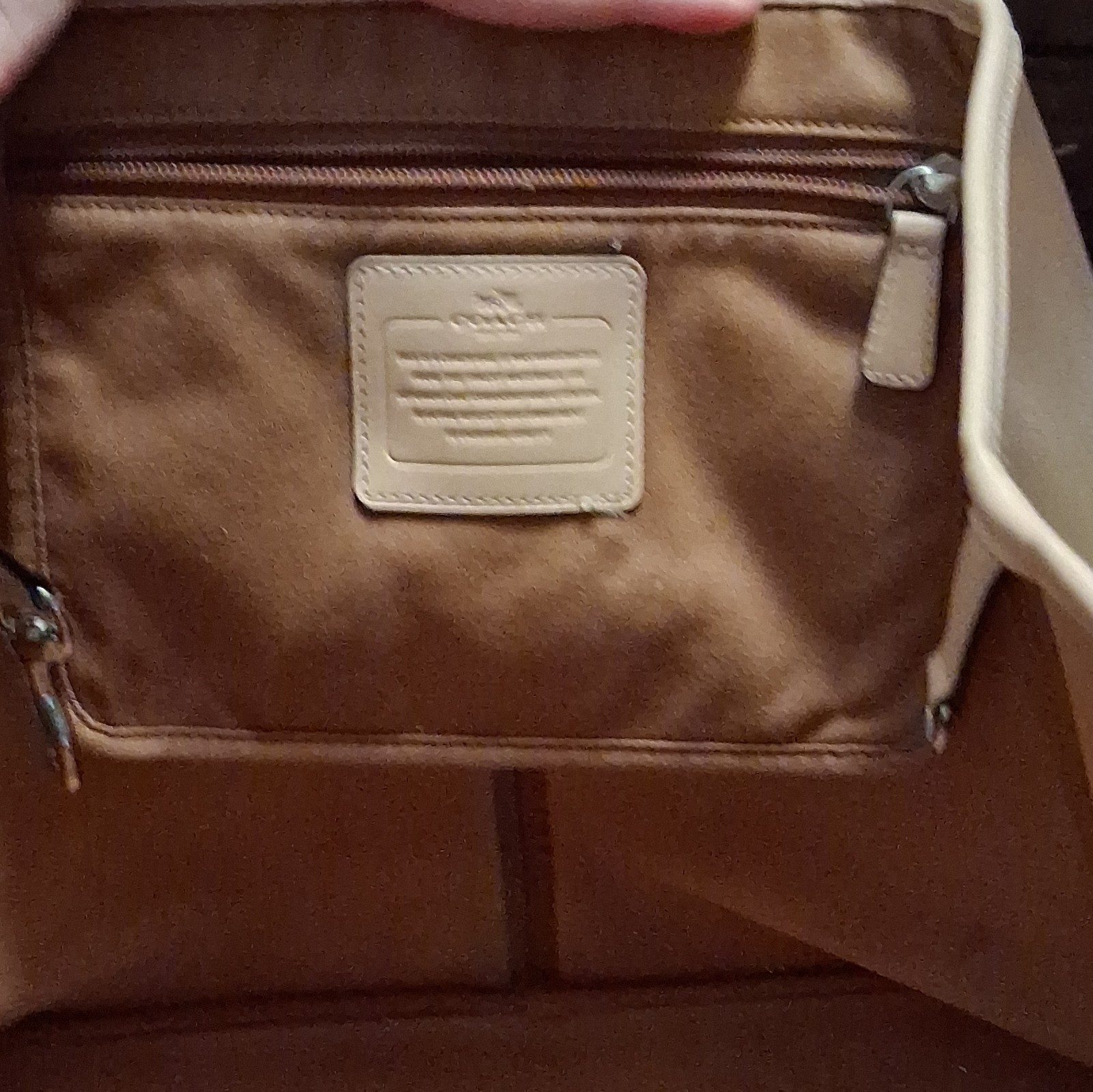 Coach Brown Medium Tote Bag Zip Closure Logo Double Handles Detachable Strap