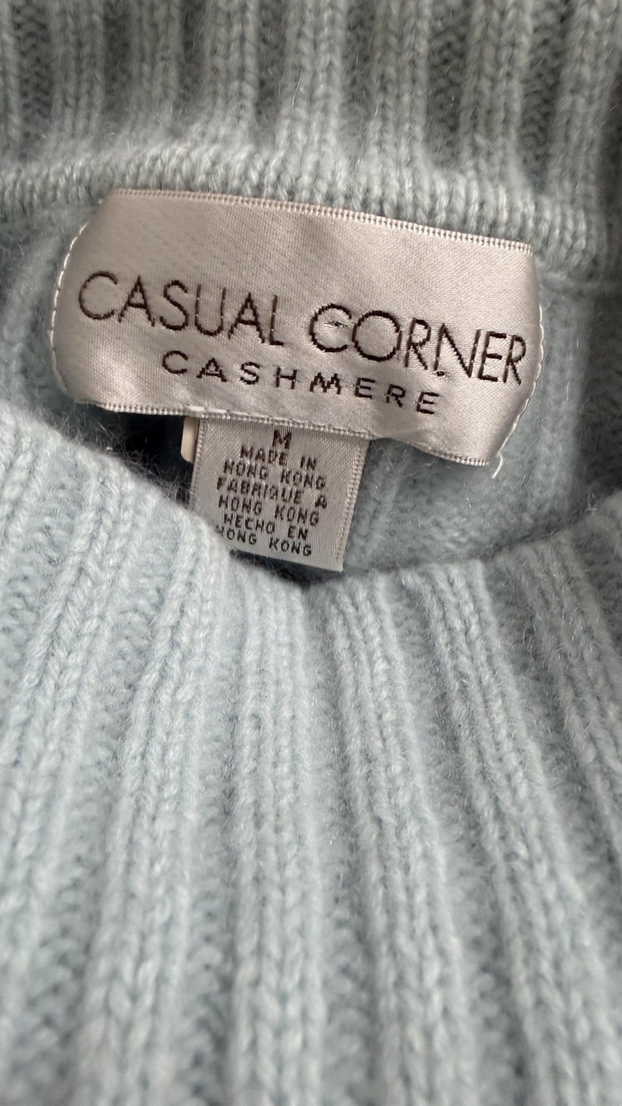 VTG CASUAL CORNER 100% CASHMERE THICK KNIT BLUE TURTLENECK SIZE M MADE HONG KONG
