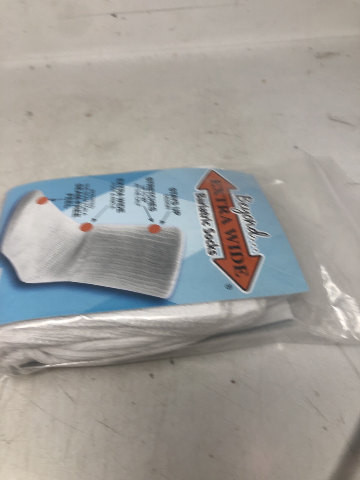 Bariatric Socks Extra wide 30″At Calf 14E Width 1 Pair Adult Size White