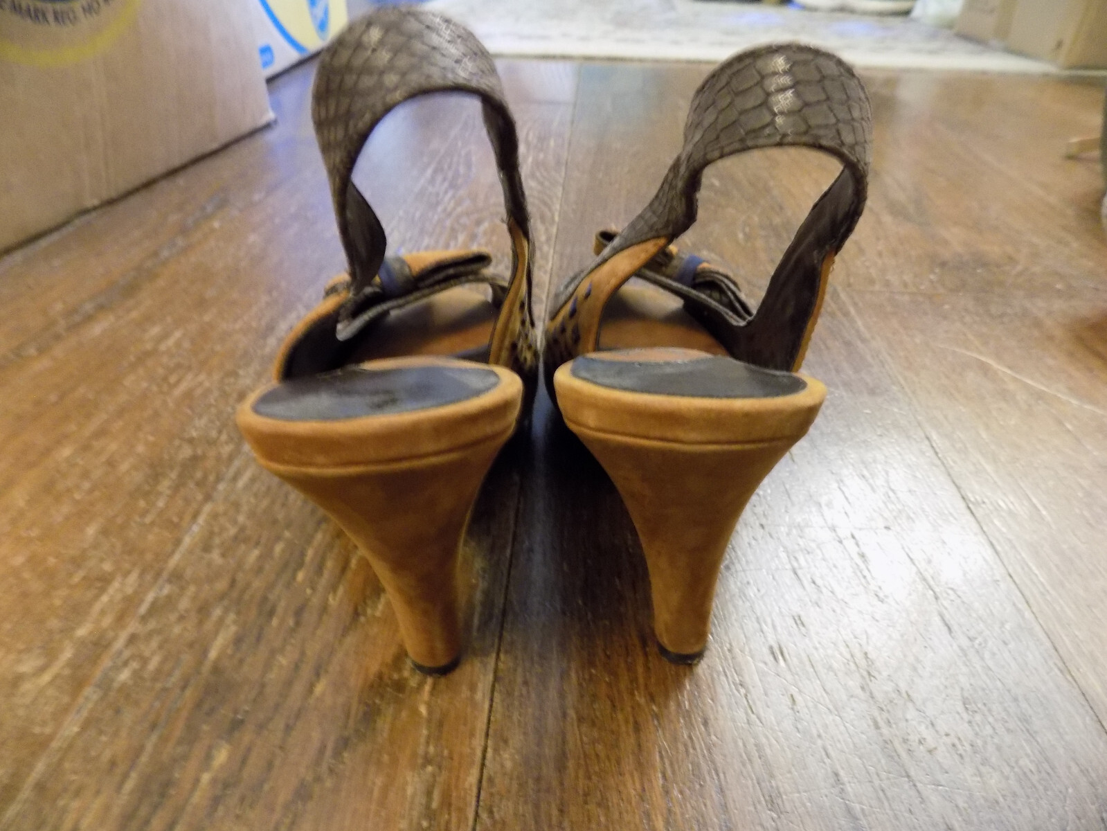 Jessica Bennett rust Brown Suede Pumps Slingback Peep Bow Toe Woven Snake sz 5.5
