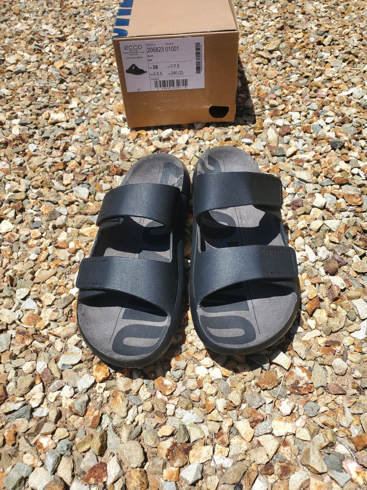 ECCO 2ND COZMO W Black size EU 38 US 7 – 7.5 New with Box