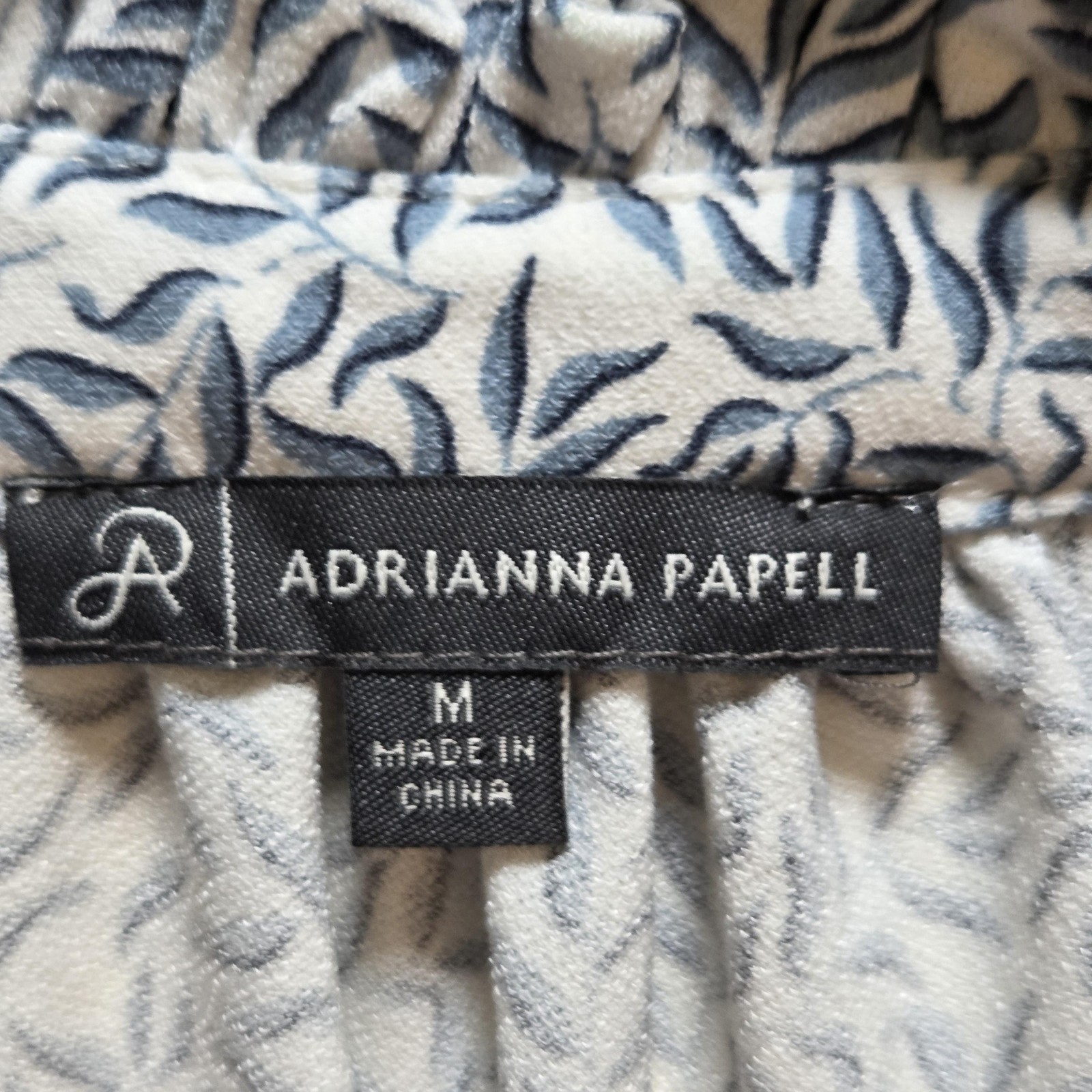 Adrianna Papell Blouse Womens Medium Blue Floral Ruffle V Neck Puff Sleeve Top