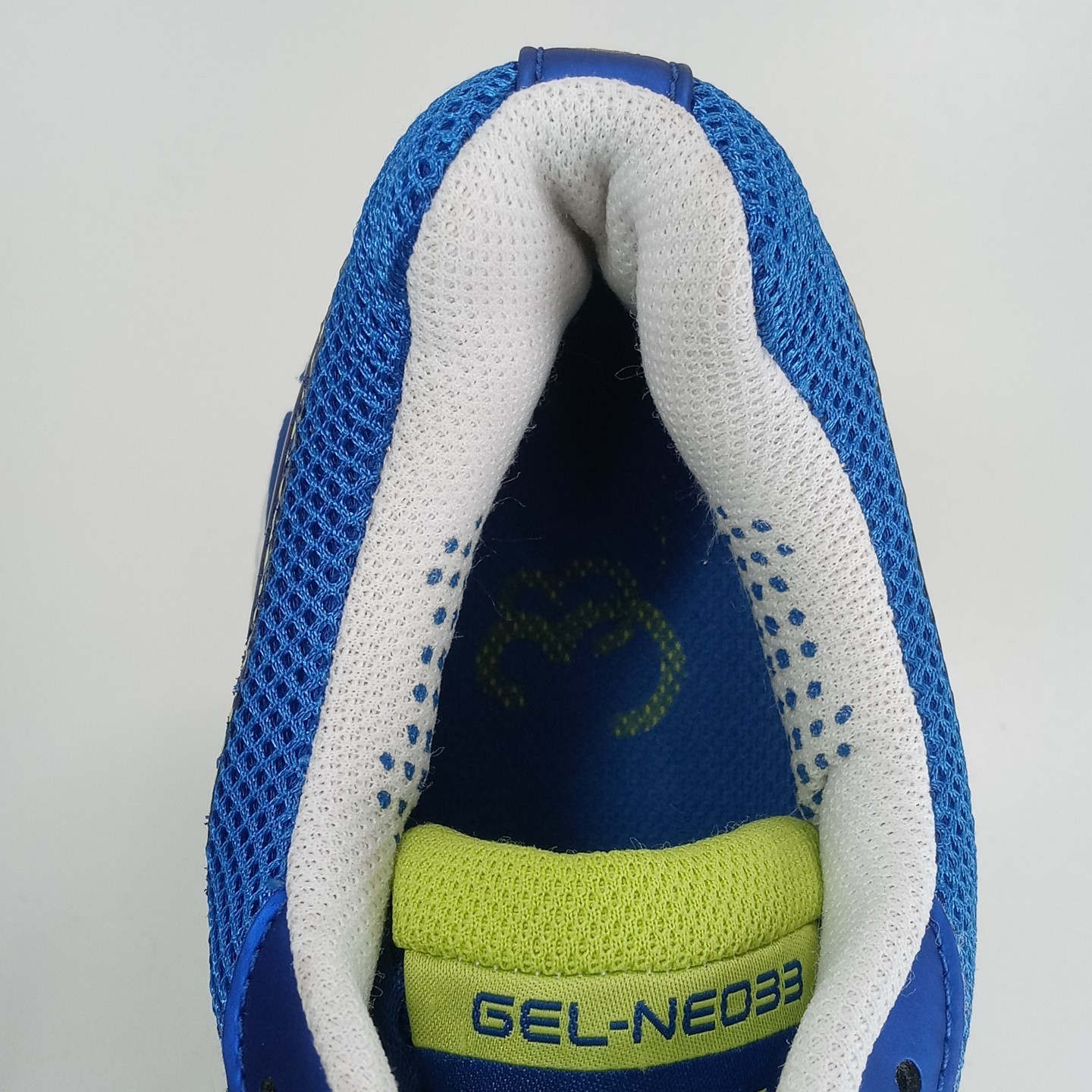 Asics Gel-Neo33 Men’s Running Shoes Blue Lime Green T222N Sneakers Size 10