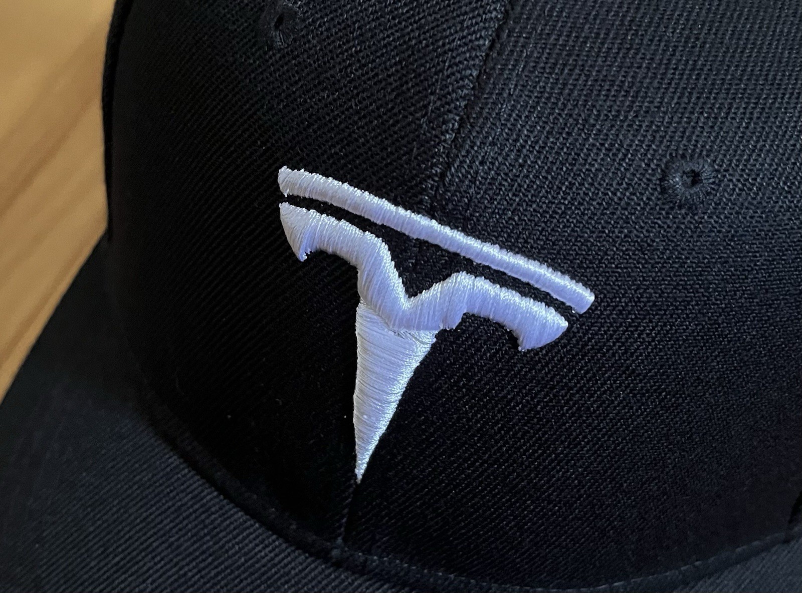 Tesla Logo Embroidered Baseball Cap . Adjustable. Black