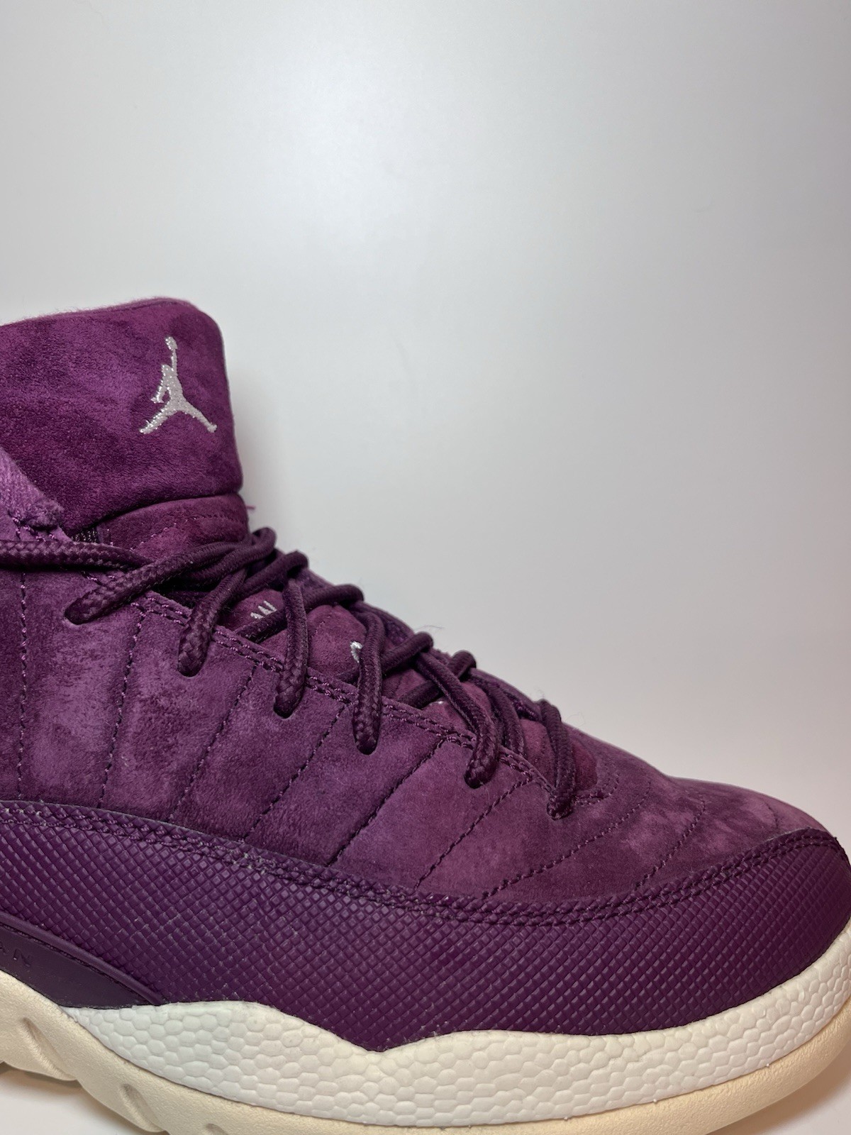 JORDAN RETRO 12 BORDEAUX SIZE 7Y 153265-617