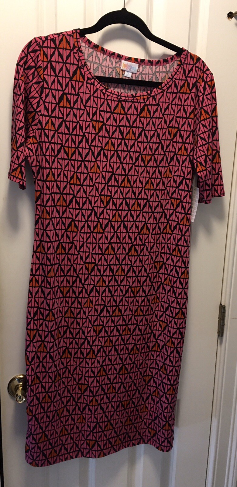 Gorgeous Lularoe 2XL Julia Dress. NWT Great For Any Occasion.