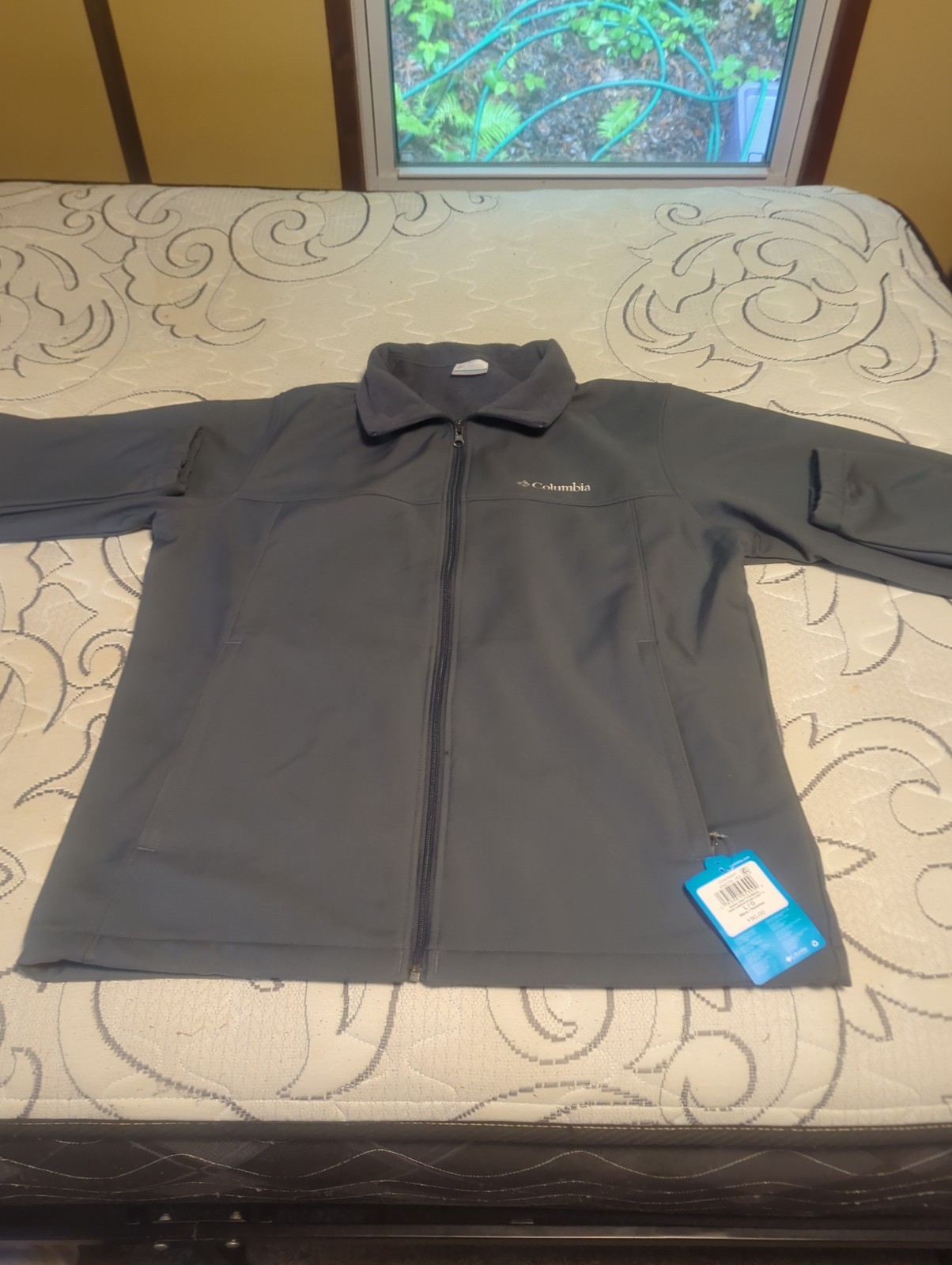 NEW Columbia Men’s Softshell Jacket Bowen Lake II Dark Gray XM2159 053 Large