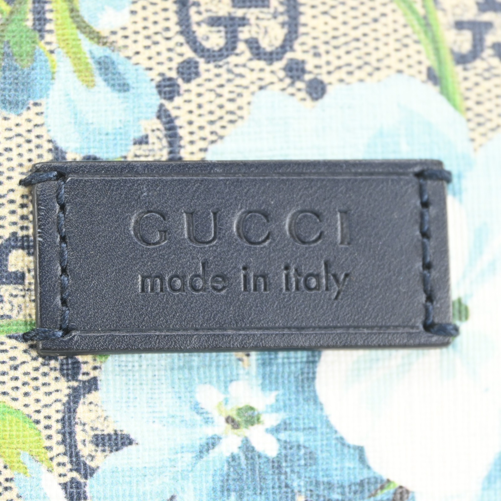 Auth GUCCI GG Blooms 546327 Beige Navy Multi PVC Leather Backpack C1765OO801