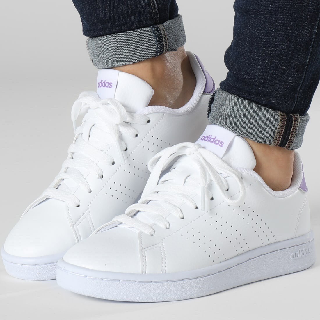 Adidas Advantage Women’s Size 8.5 Tennis Shoe White Sneaker Trainer #320