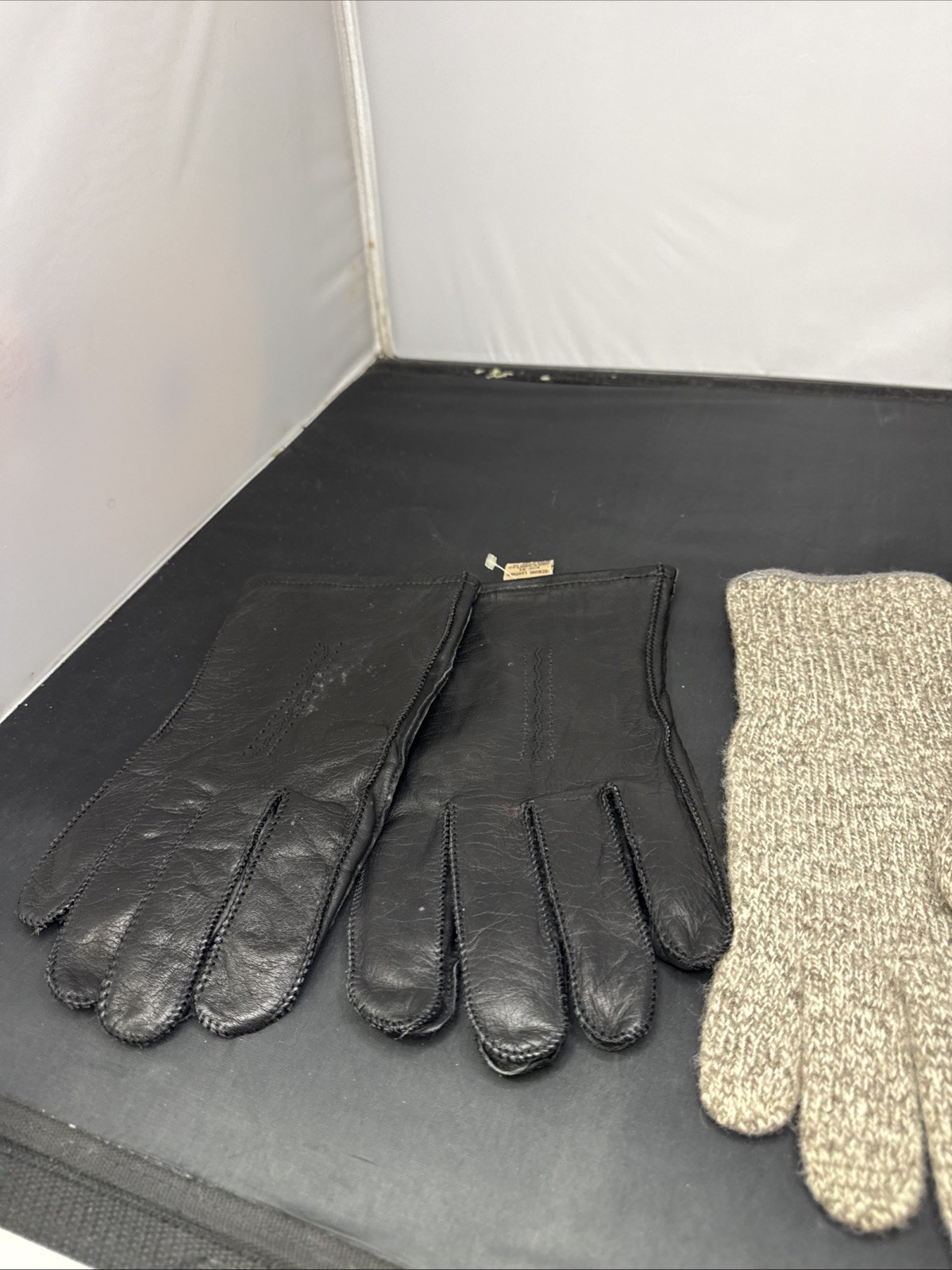 berman black genuine leather size xl acrylic/wool lining with additional gloves