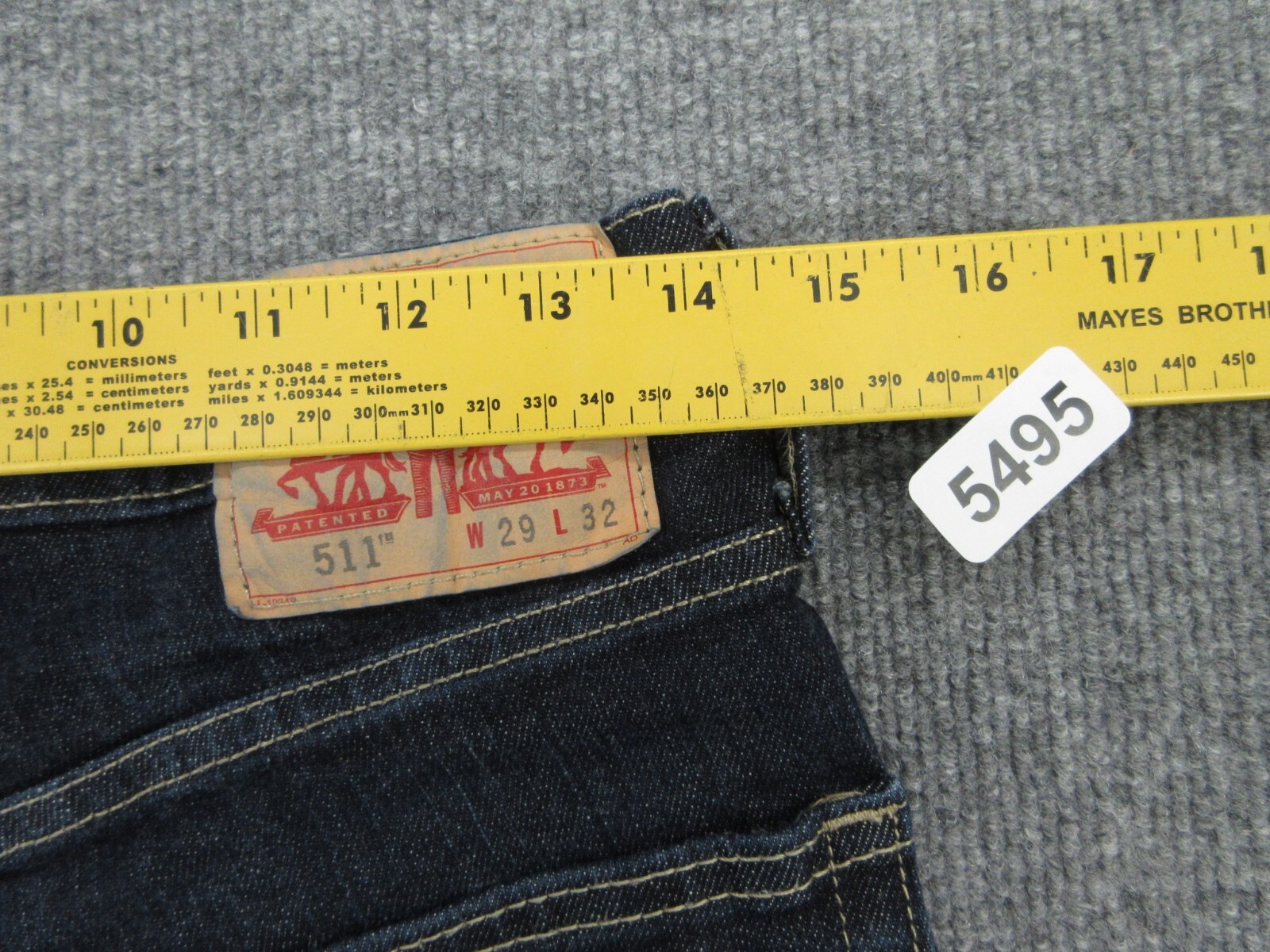 Levis 511 Jeans Mens 29×32 Blue Slim Fit Straight Mid Rise Western (FITS 28×30)