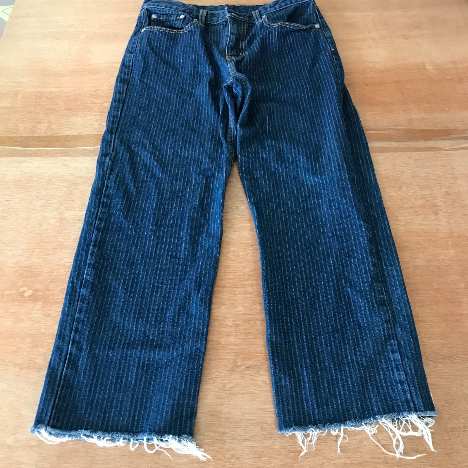 Levi’s Low Pro Straight Leg Jeans Women 28 Blue Pinstripe Raw Hem High Rise