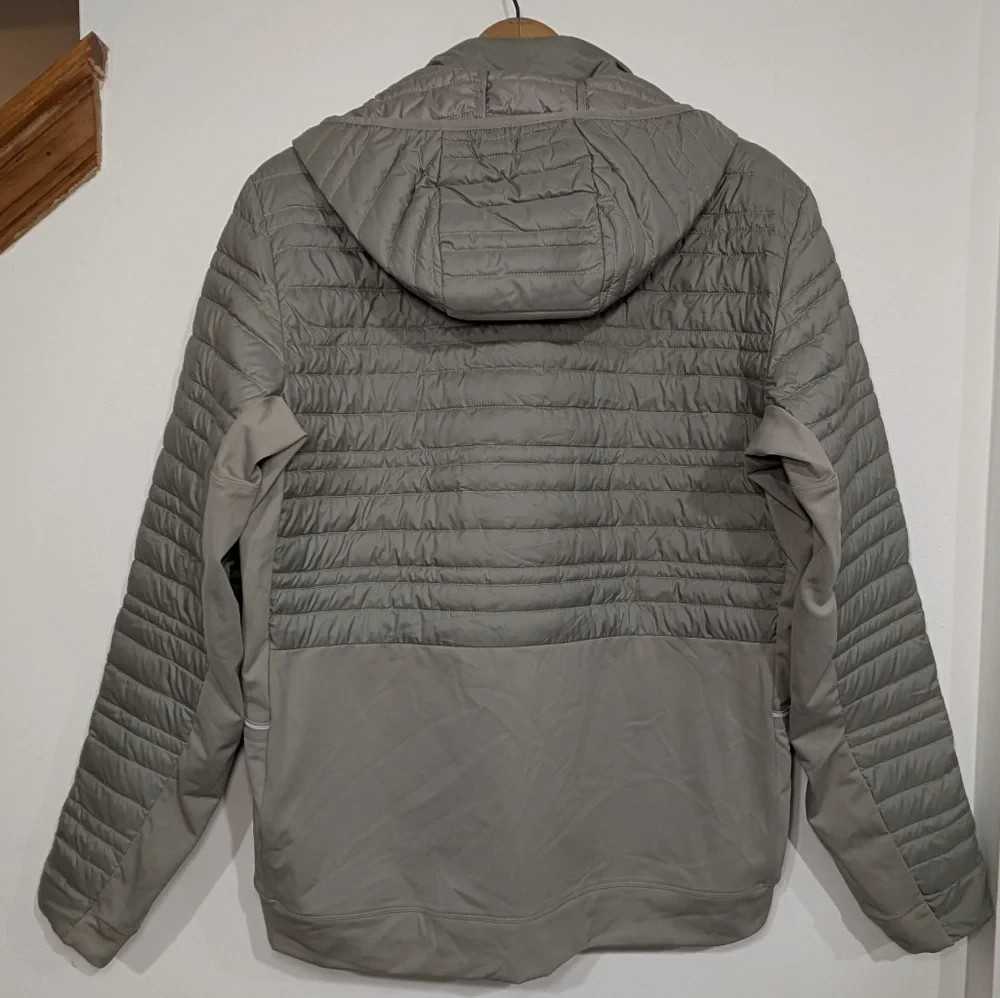 NWOT Saucony Men’s XL Hurricane Insulated Taupe Puffer Zip Up Jacket Hooded