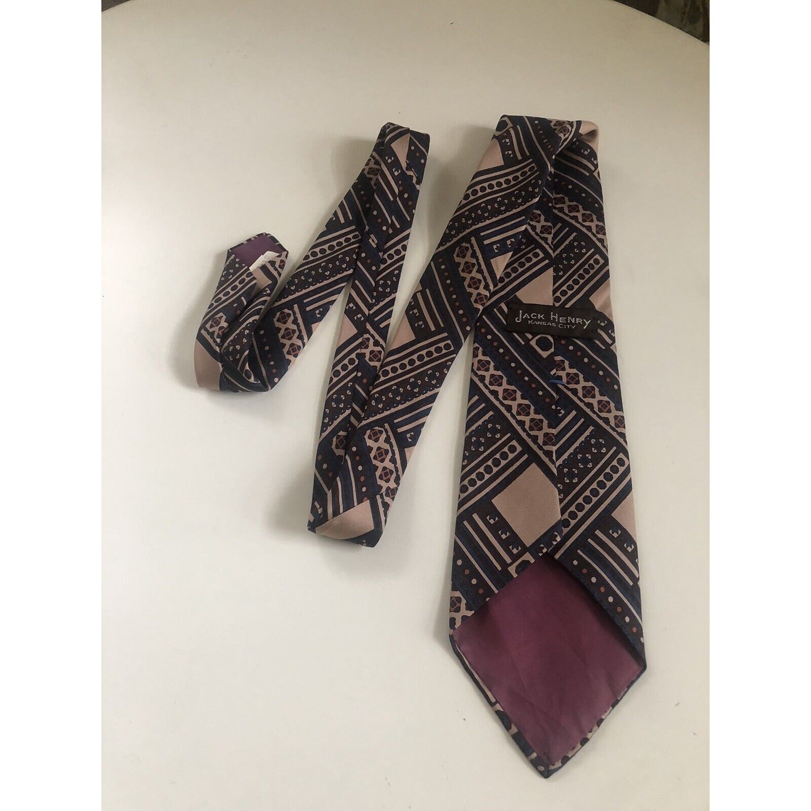 Jack Henry Men’s All Silk Necktie Geometric Tan & Black 58×4” Vintage Kansas