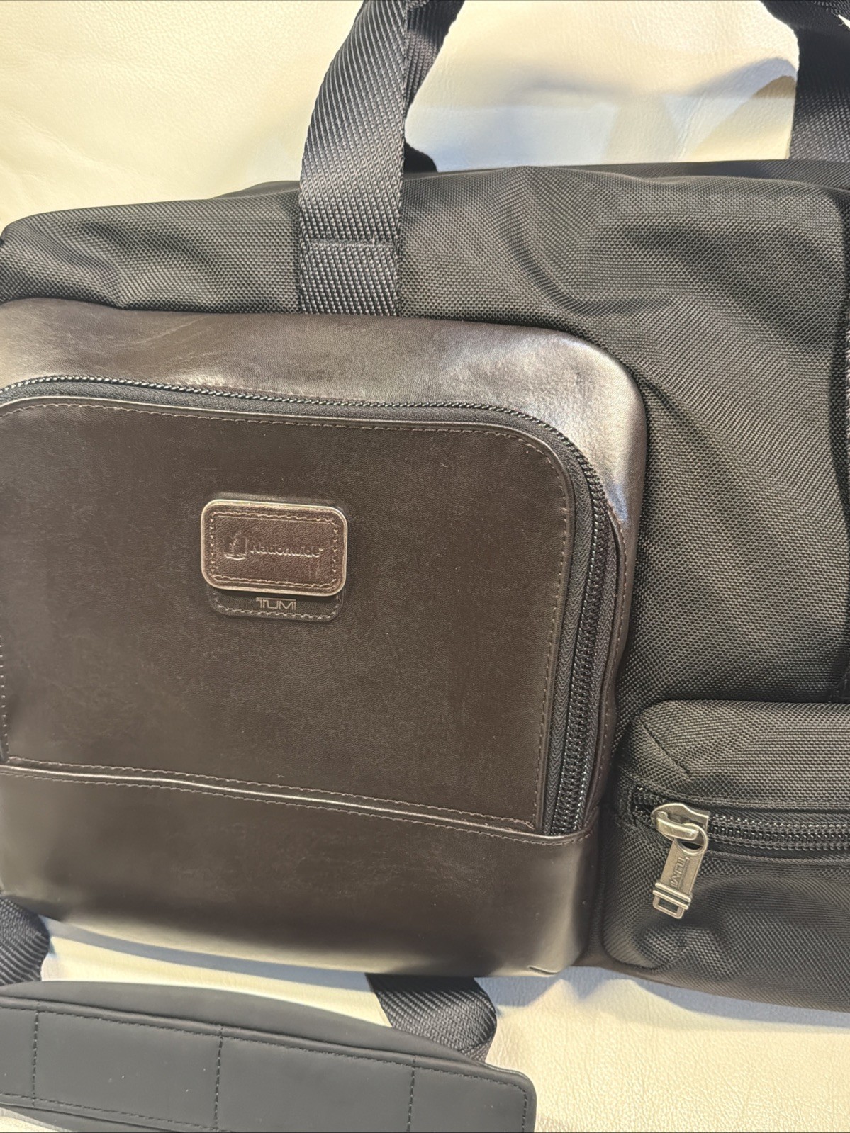 Tumi Alpha Bravo Grissom Travel Duffle Satchel Bag Nylon Black 223358 EXCELLENT