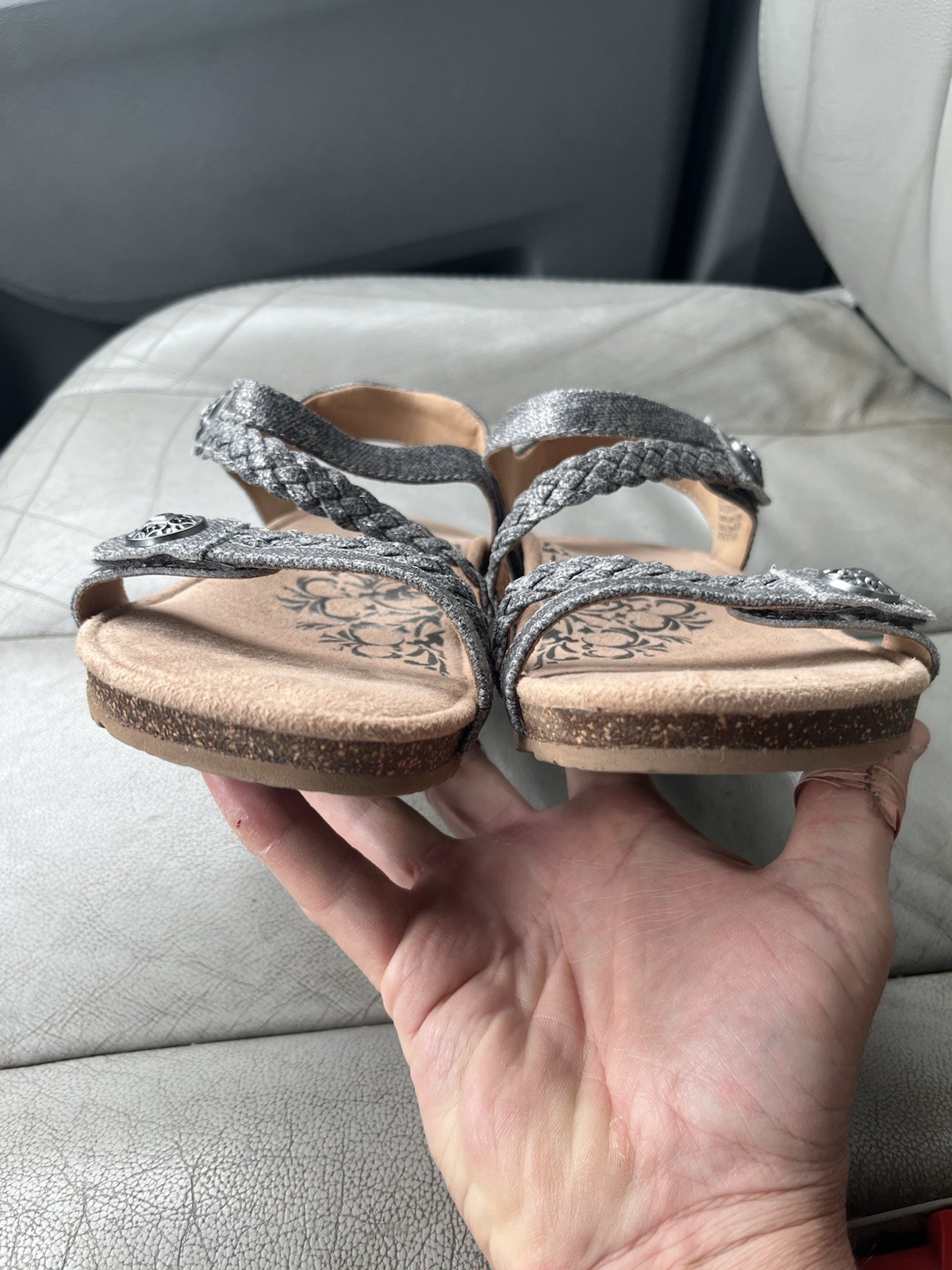 Aetrex Jillian Quarter Strap #SC365W Pewter fabric braided sandals size 8 / 38
