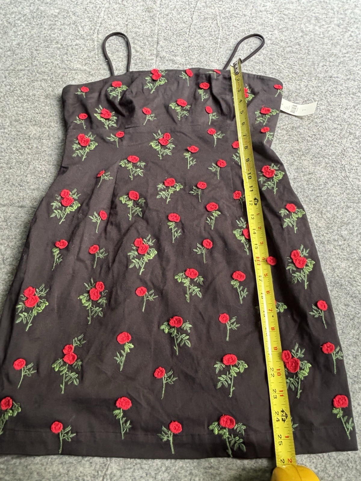 NWT Maeve embroidered 3D Rose Black Dress Size 6 Zipper Back