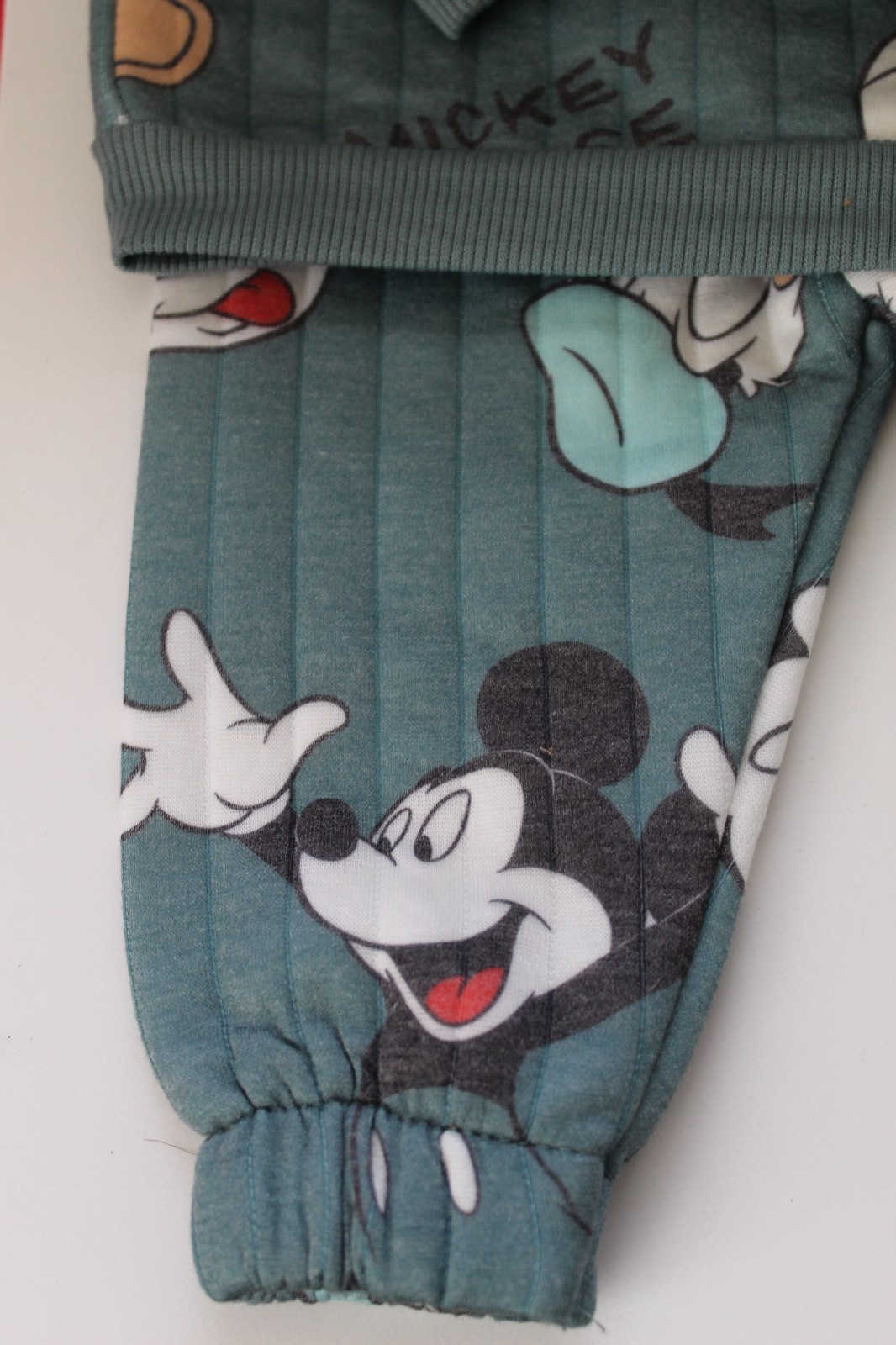 DISNEY BABY 0-3 MONTHS MICKEY MOUSE OUTFIT NEW WITH TAGS