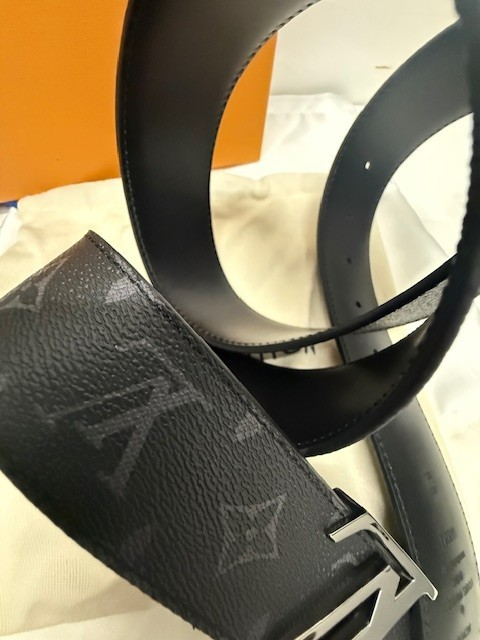 Louis Vuitton Black Eclipse Reversible Men’s Leather Belt 90 cm Fit’s 30-32Waist