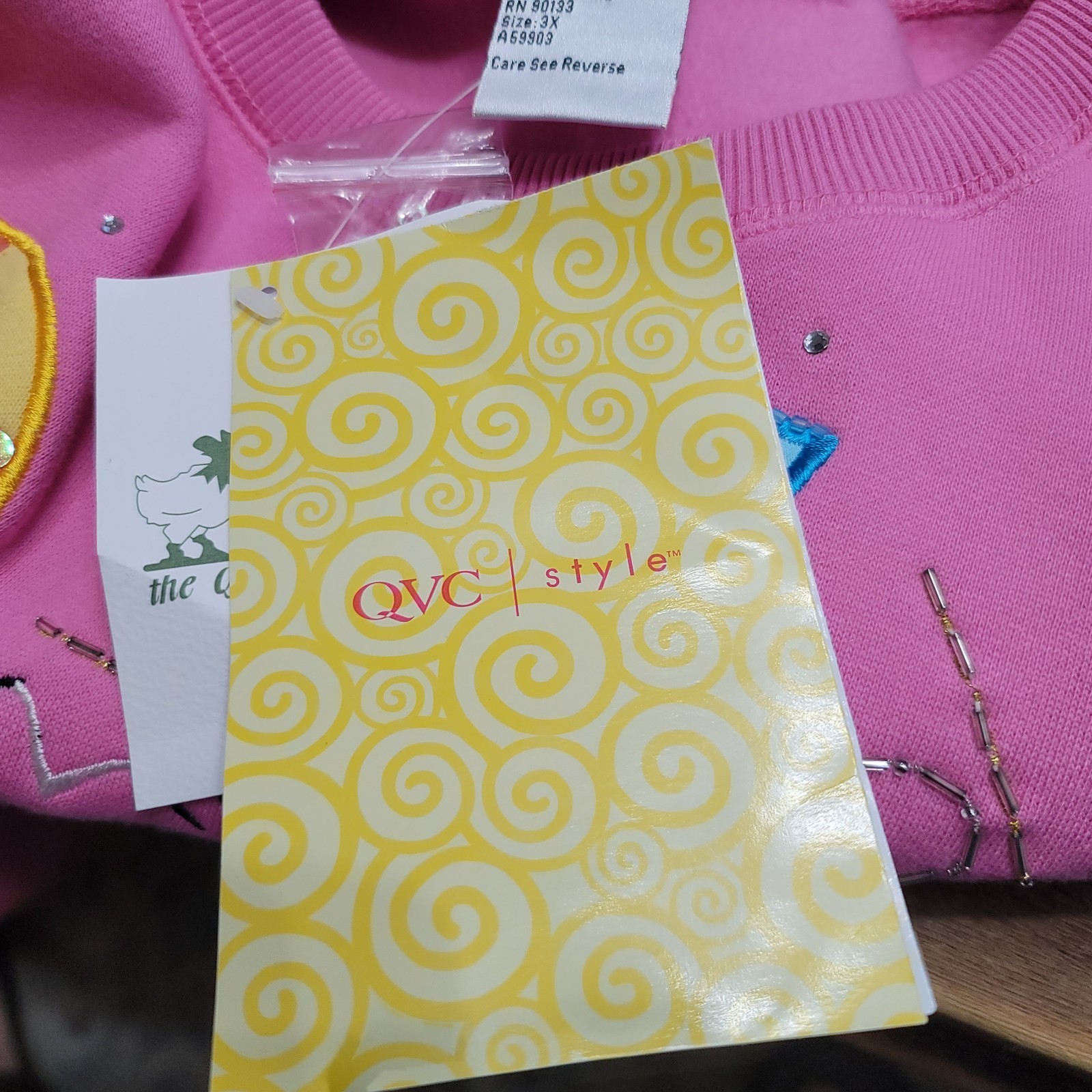 Quacker Factory Womens Plus Sz 3X Beach Summer Appliques Sweatshirt Pink New