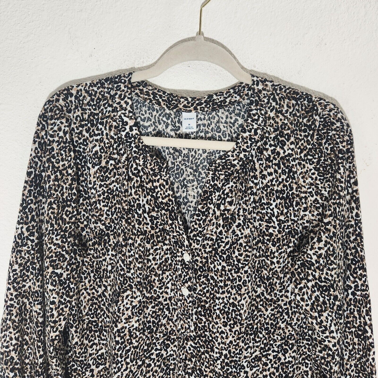 Old Navy Black Brown Henley Button Front Animal Print Long Sleeve Top Size L