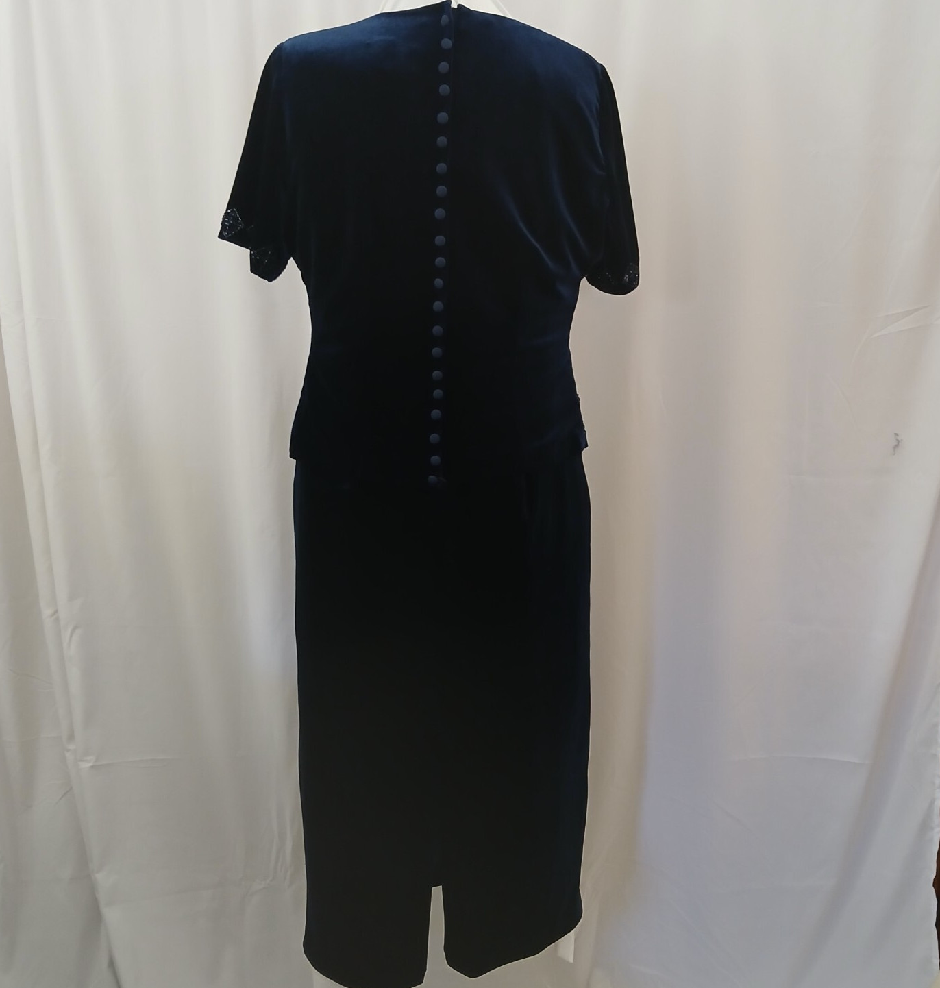 VTG BLUE VELVET BEADED COCKTAIL DRESS – HOLIDAY EVENING WEAR