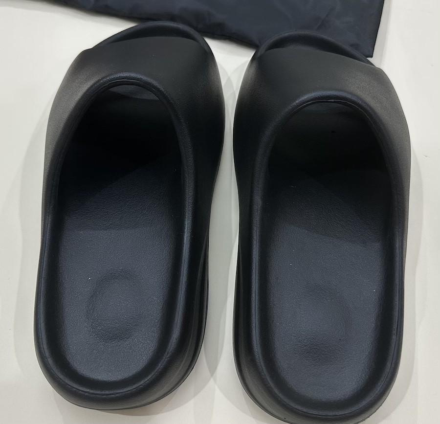 Yeezy Slides Black YS-01 Men’s Size 12