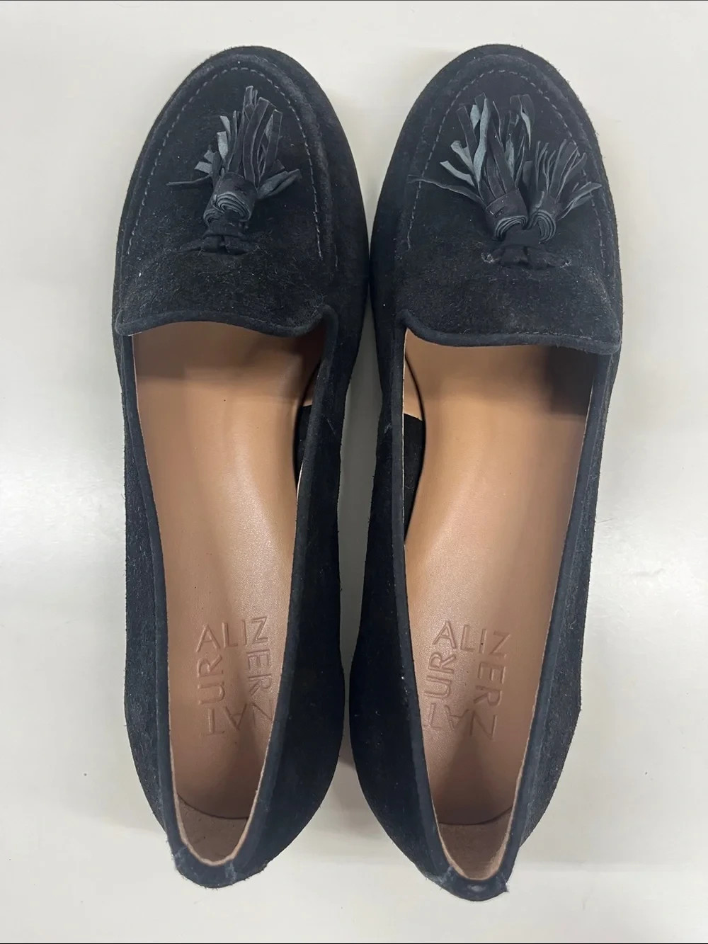 New Naturalizer Santana Loafer in Black Suede Size 9.5