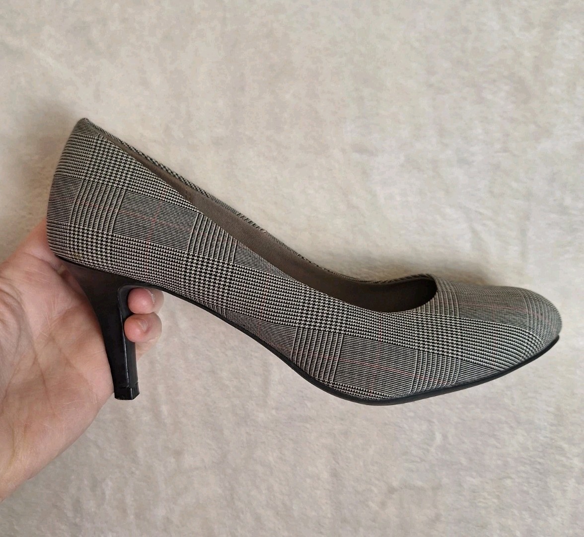Comfort Plus Predictions Shoes Heel Gray Black Plaid 8W Pump Slip 3″ Flexible