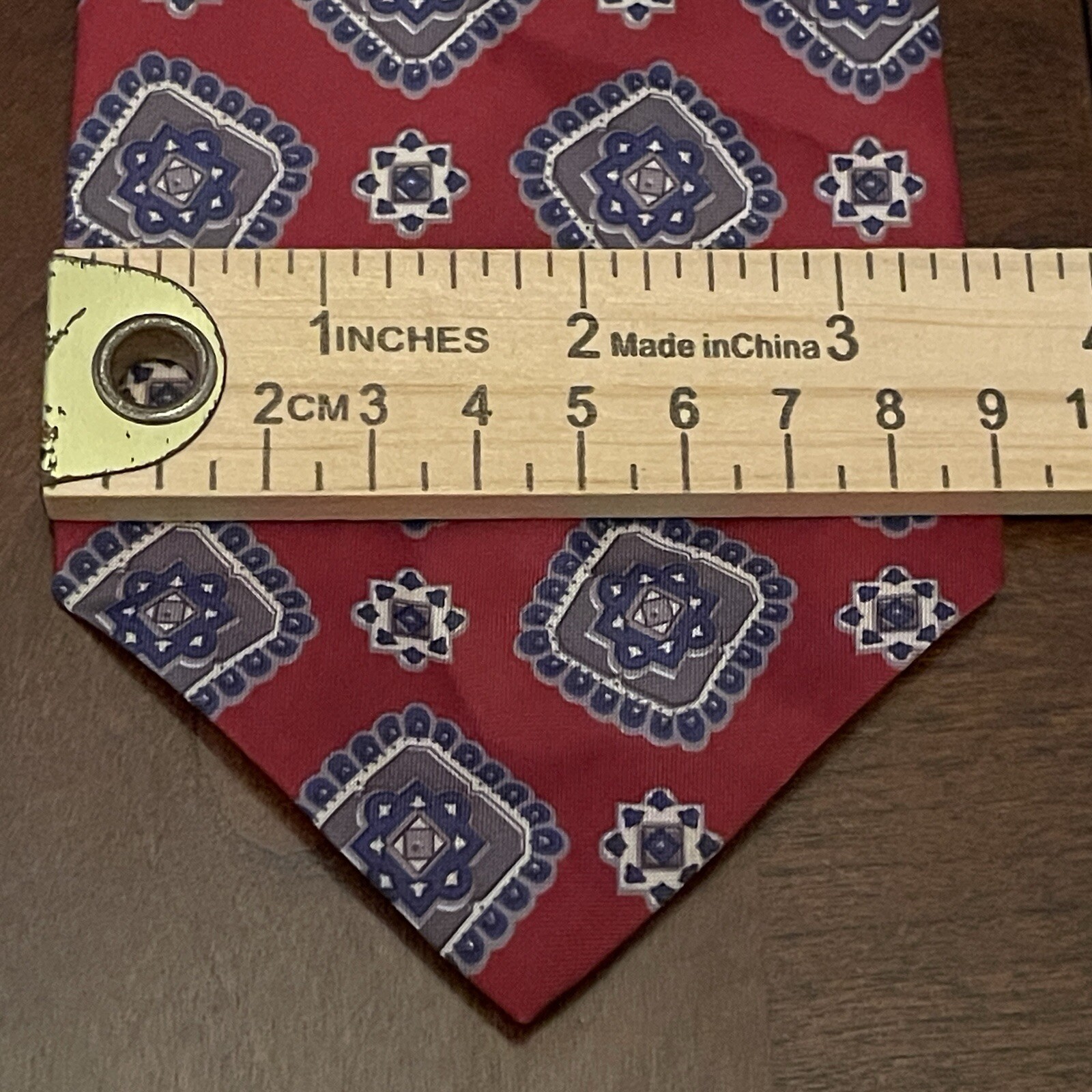 Vintage Manhattan 100% Polyester Men’s Neck Tie Made In Dominican Republic ￼