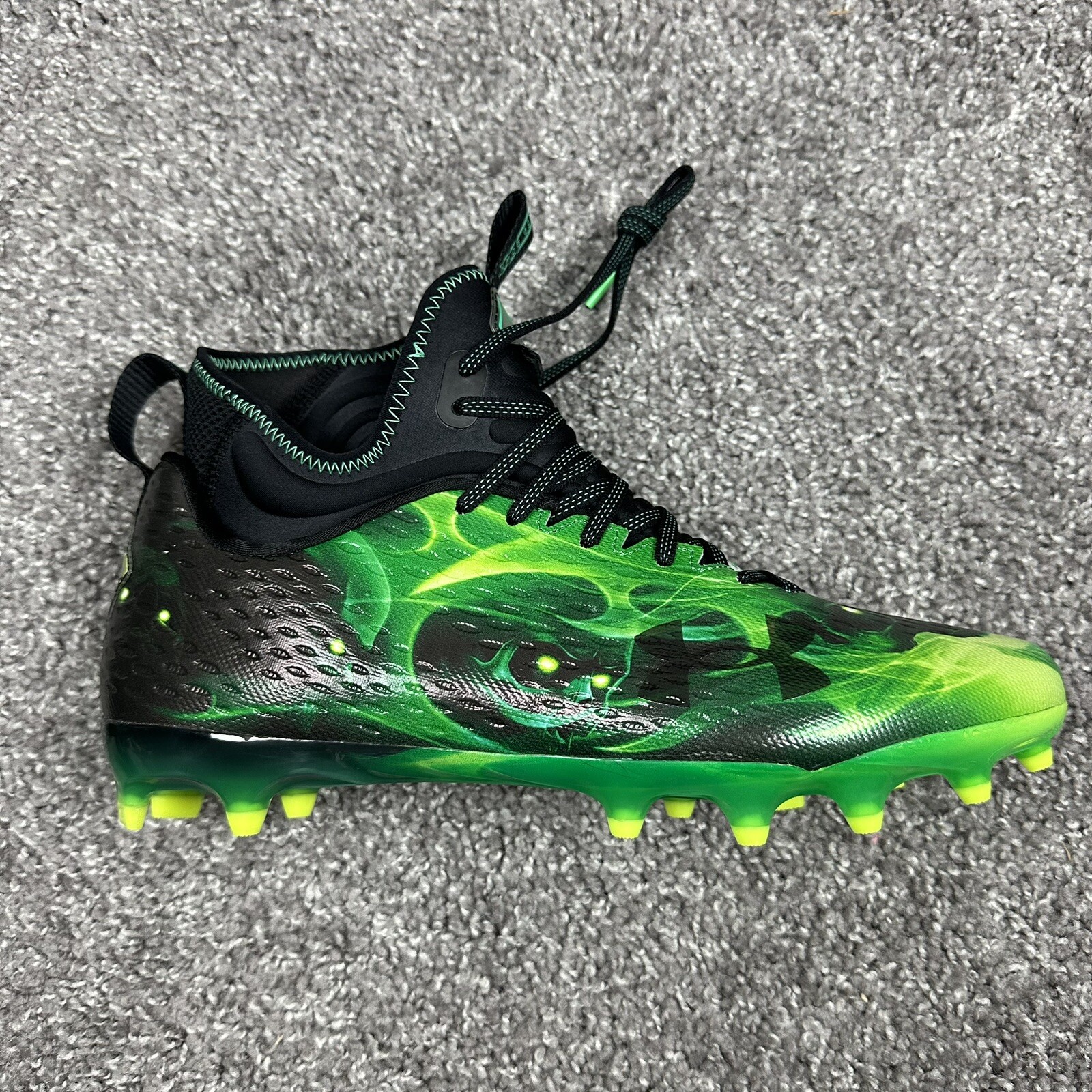 Under Armour UA Spotlight Lux MC LE Slime Green Mens Football Cleats Size 11.5